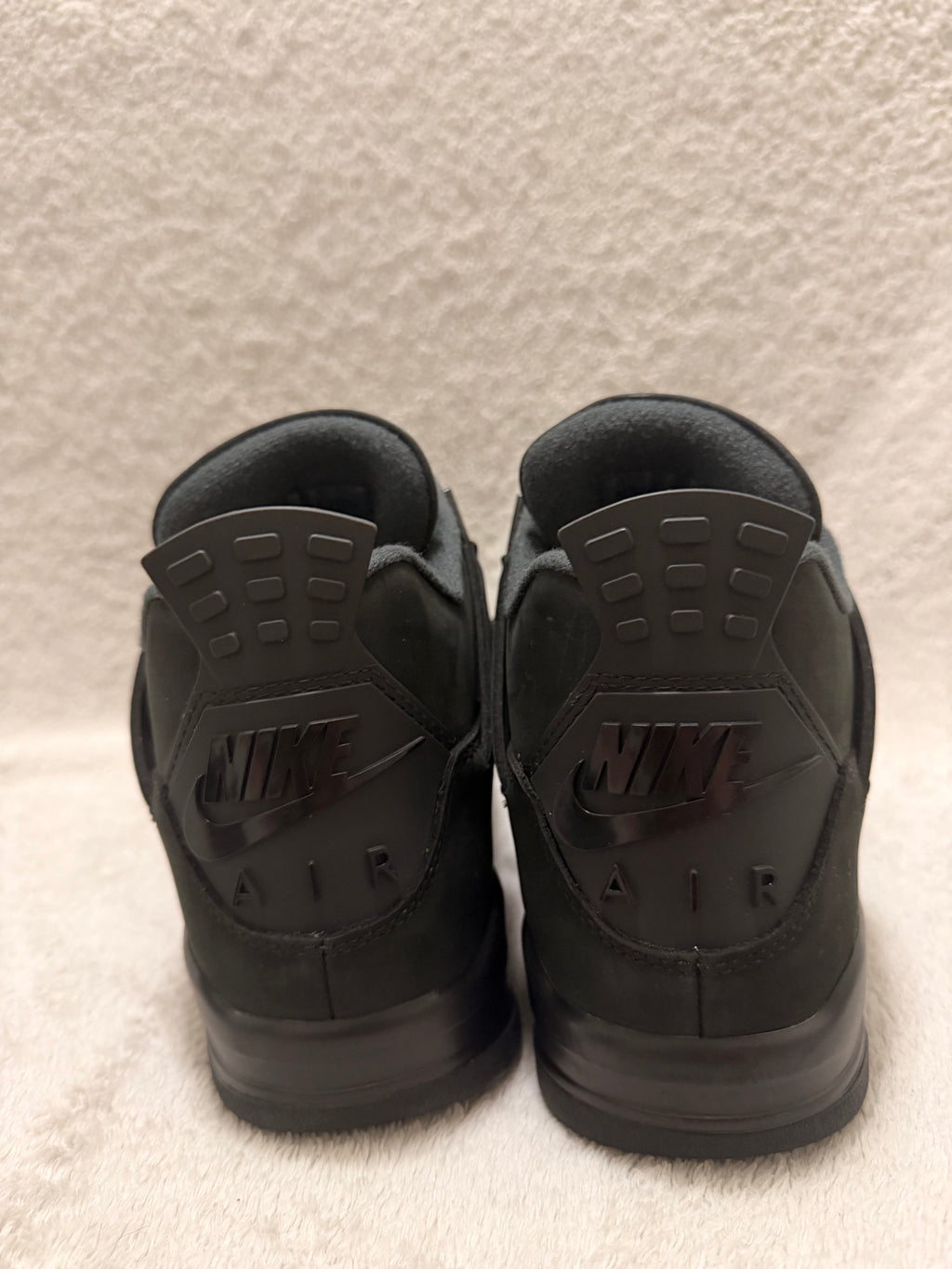 Air Jordan 4 Retro "Black Cat" (2025) – Men's US 9.5