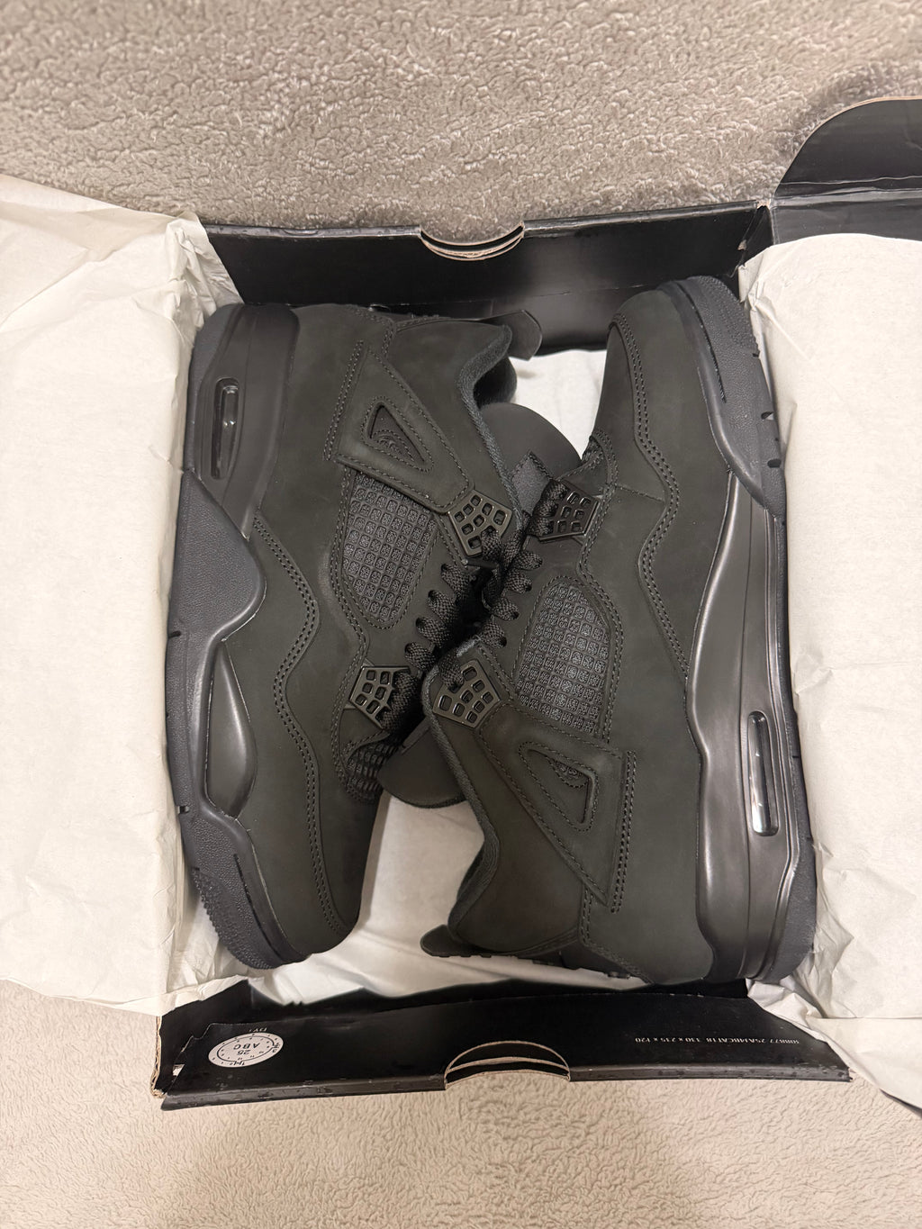 Air Jordan 4 Retro "Black Cat" (2025) – Men's US 9.5